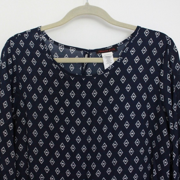 Glamour & Co Maternity Bell Sleeve Dress - Picture 2 of 6